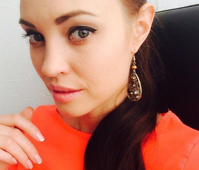 Russian Angelina Jolie (11 pics)