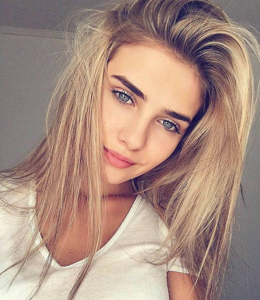 Say Hello To These Beautiful Girls With Gorgeous Faces (43 pics)