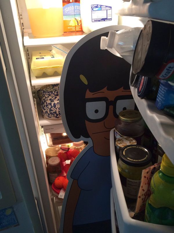 Siblings Prank Each Other By Hiding Tina Belcher Cutout Around The House (5 pics)