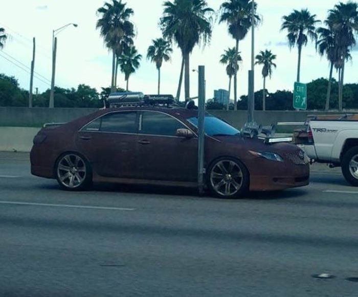 There Are Some Really Strange Vehicles Out On The Road (37 pics)