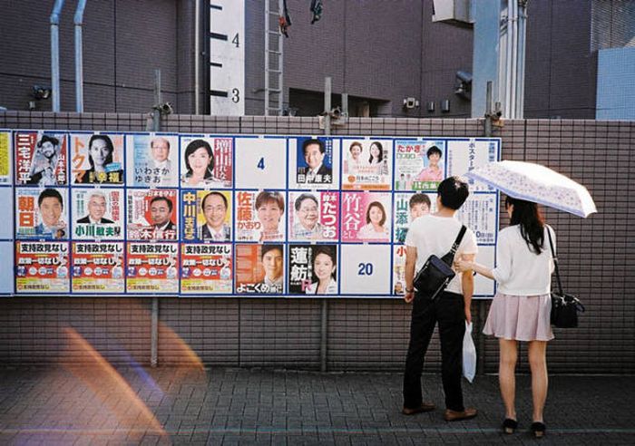 Photographer Tests Her Skills With A One Dollar Camera (8 pics)