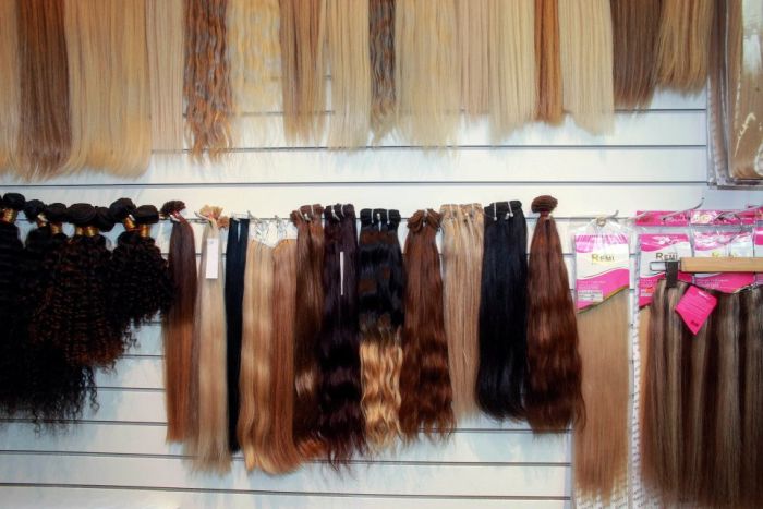 The Truth About Hair Extensions (7 pics)