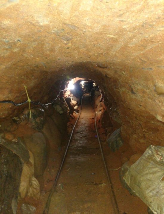 Mexican Police Find Massive Drug Tunnel Stretching From Tijuana To Mexico (5 pics)
