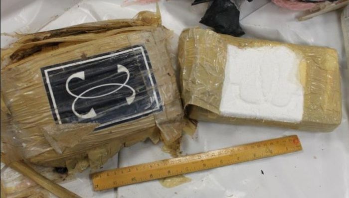 Huge Cocaine Stash Found In Torpedo Like Tube In Ireland (4 pics)