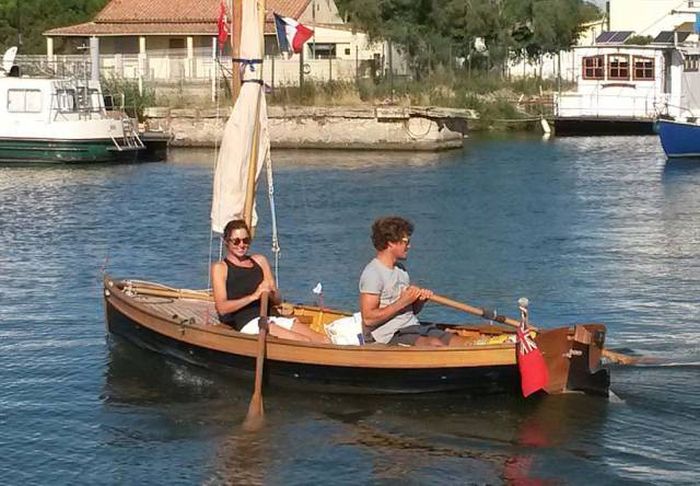 Couple Travels From England To France In A Homemade Boat (14 pics)