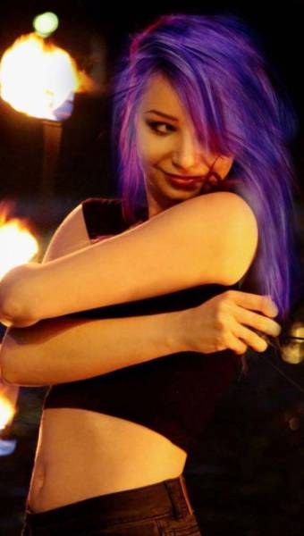 There’s Something Really Hot About Long Hair (45 pics)
