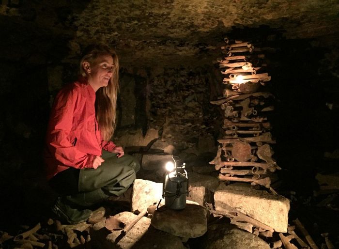 Real Life Indiana Jane Surfs Past Skeletons In The Catacombs Of Paris (13 pics)