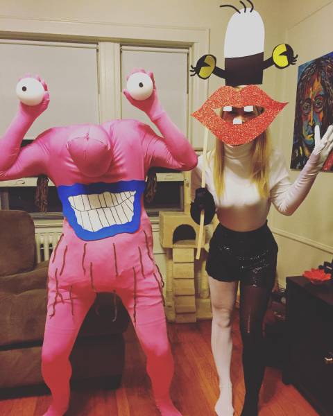 An Awesome Collection Of Halloween Costumes And Halloween Themed Pics (42 pics)