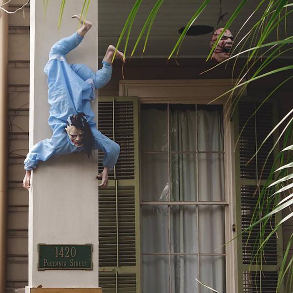 An Awesome Collection Of Halloween Costumes And Halloween Themed Pics (42 pics)