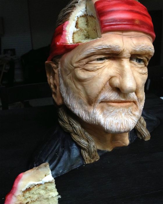 Talented Baker Creates Incredibly Realistic Breaking Bad Cake (13 pics)