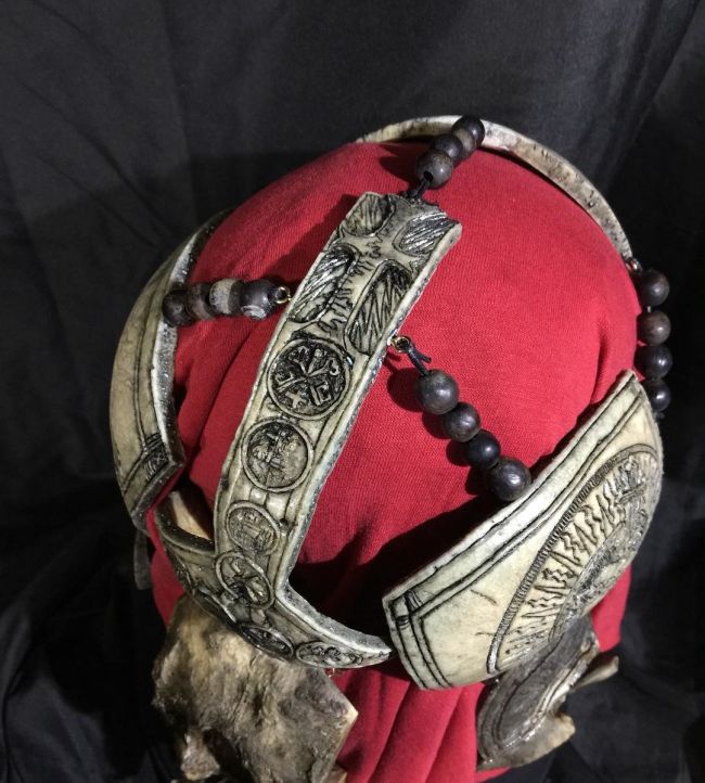 Meet The Man That Turns Human Skulls Into Art (14 pics)