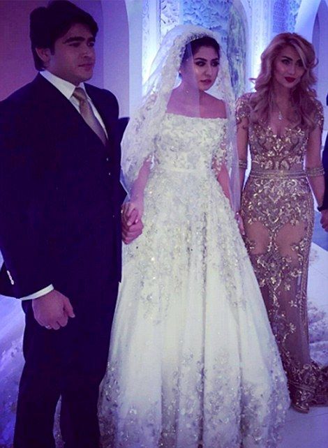 Russian Oil Tycoon's Daughter Gets Married In A £500,000 Bridal Gown (10 pics)