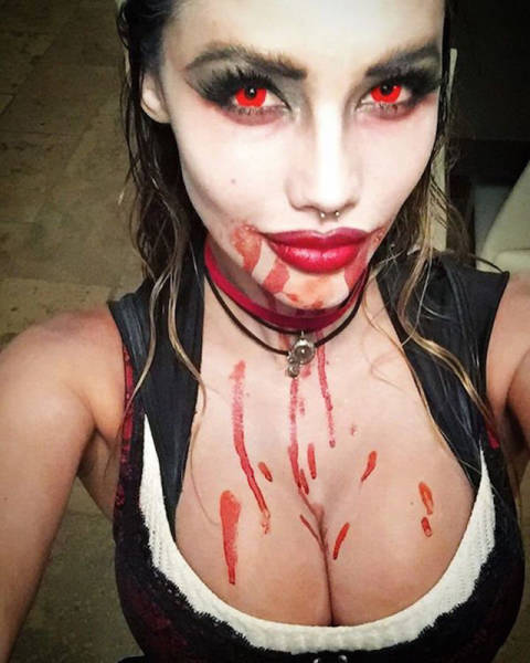 Sexy Costumes Are Obviously The Best Part Of Halloween (64 pics)