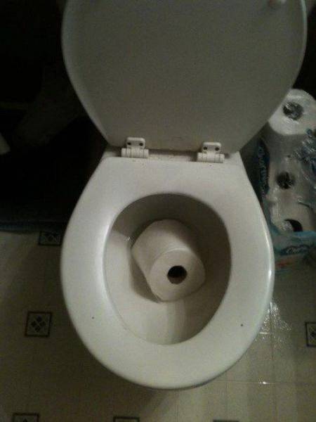 Ridiculous Fails That Just Can't Be Explained (31 pics)