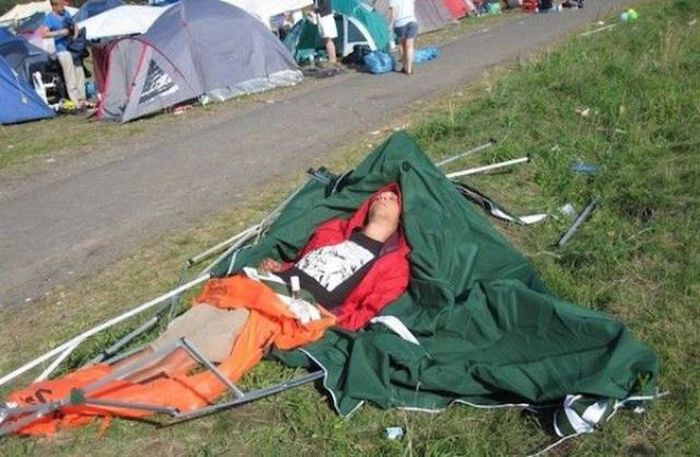 Ridiculous Fails That Just Can't Be Explained (31 pics)