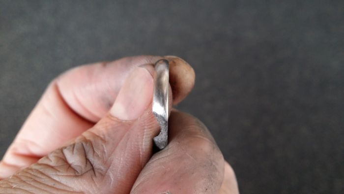 How To Carve An Engagement Ring From A Meteorite (18 pics)