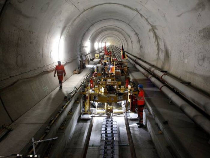 The Largest Infrastructure Projects From All Around The World (16 pics)