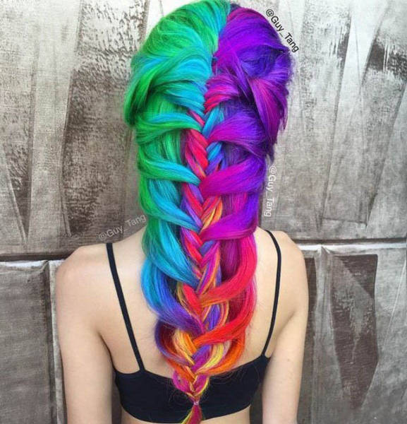 Wild And Crazy Hairdos That Probably Shouldn't Exist (46 pics)