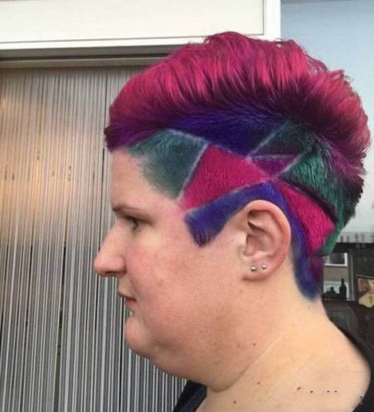 Wild And Crazy Hairdos That Probably Shouldn't Exist (46 pics)