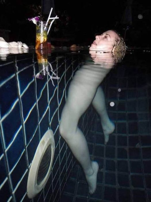 If You Try To Explain These Photos You're Going To Have A Bad Time (33 pics)
