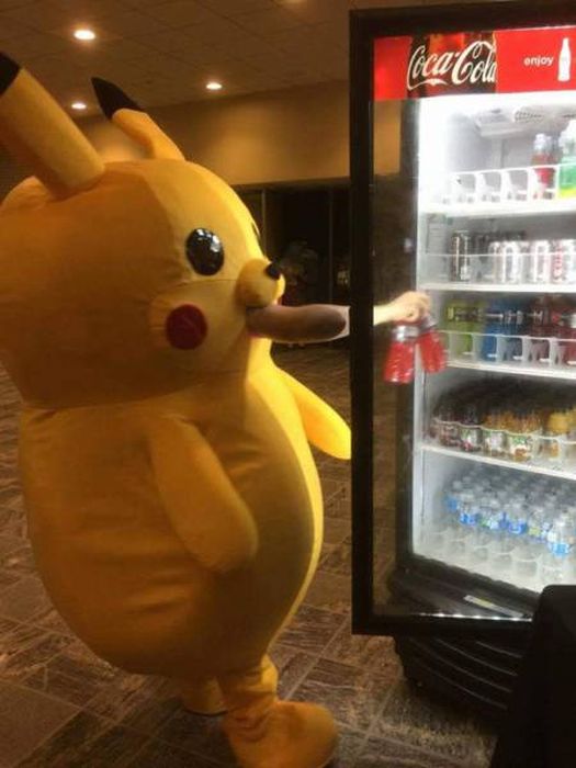 If You Try To Explain These Photos You're Going To Have A Bad Time (33 pics)