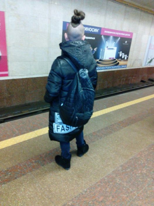 Fashion Choices That Prove The Subway Is A Strange Place (30 pics)