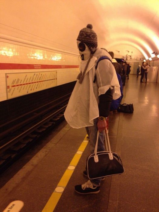 Fashion Choices That Prove The Subway Is A Strange Place (30 pics)