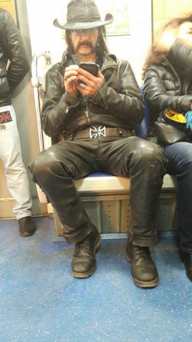 Fashion Choices That Prove The Subway Is A Strange Place (30 pics)