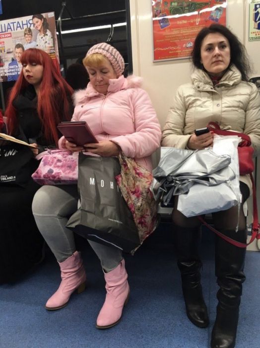 Fashion Choices That Prove The Subway Is A Strange Place (30 pics)