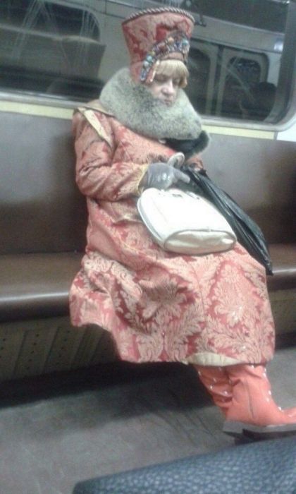 Fashion Choices That Prove The Subway Is A Strange Place (30 pics)