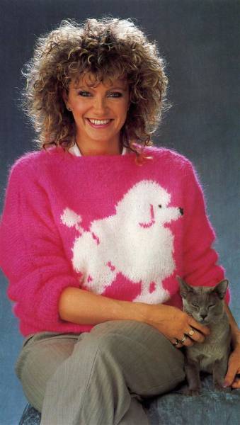 Horrible 80s Sweaters That Will Make Your Eyes Hurt (43 pics)