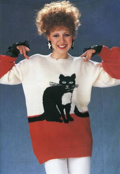 Horrible 80s Sweaters That Will Make Your Eyes Hurt (43 pics)