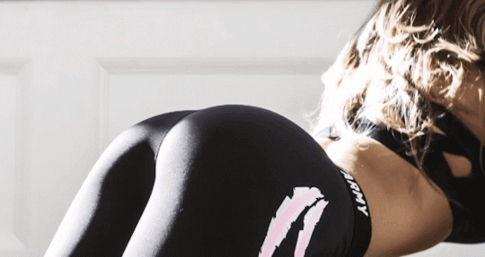 Gifs Of Hot Girls Doing Yoga That Will Keep You Smiling All Day Long (16 gifs)