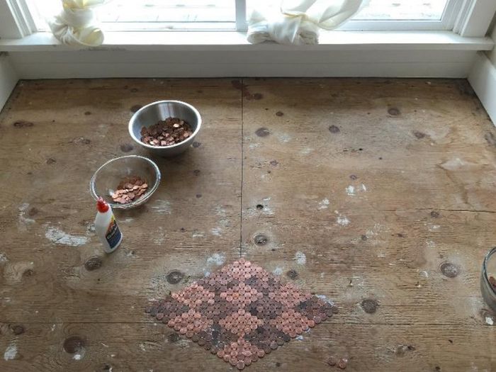 Woman Covers Her Entire Floor In Pennies (13 pics)