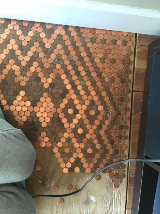 Woman Covers Her Entire Floor In Pennies (13 pics)