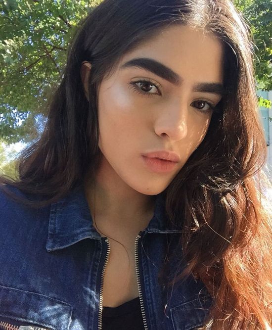 Teenage Girl Lands Modeling Job After Getting Bullied For Her Eyebrows (10 pics)