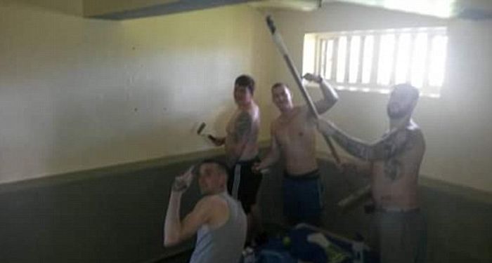 Prisoners Boast About Their Cushy Lives Behind Bars (24 pics)