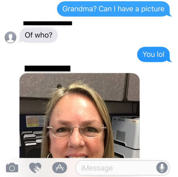 Guy Gets A Thanksgiving Text From The Wrong Grandma (6 pics)