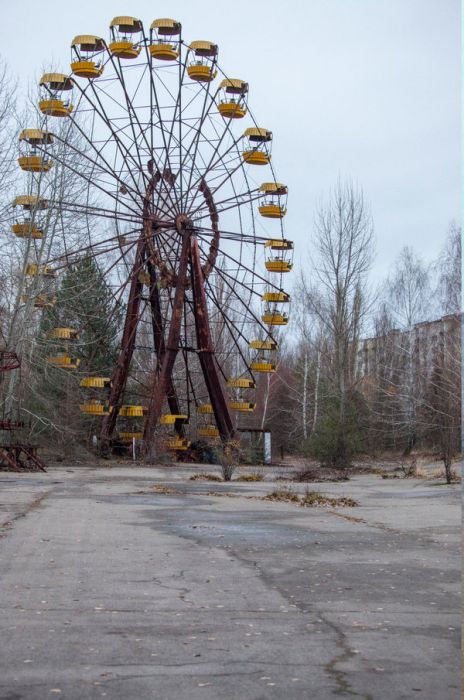 The Ghost Town Of Pripyat 30 Years Later (14 pics)