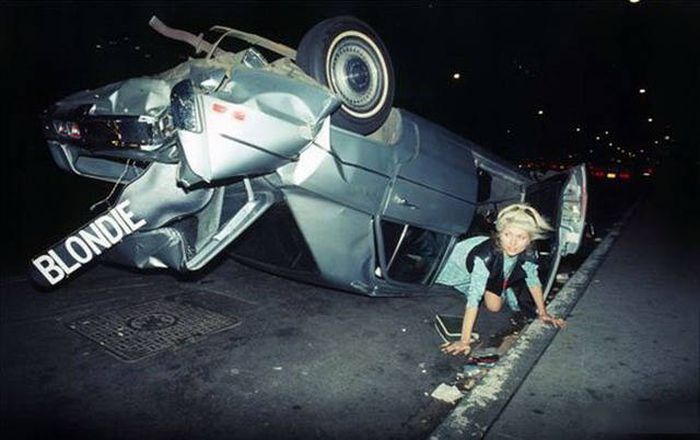Photos That Prove Women And Cars Don't Mix Well (55 pics)