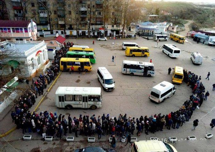 Russians Are Always Trying Their Hardest To Redefine Crazy (36 pics)