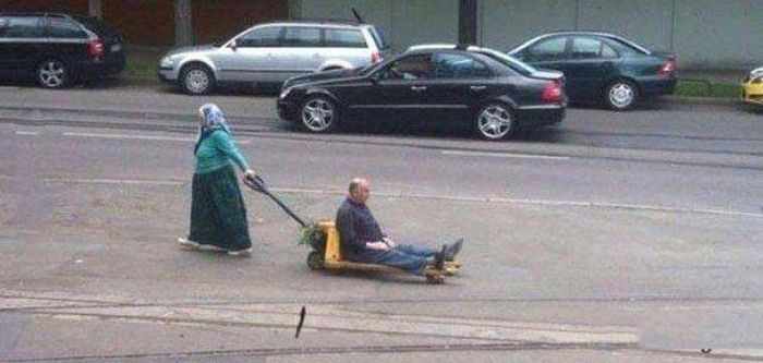 Kind Gentlemen Who Know How To Treat A Lady (42 pics)