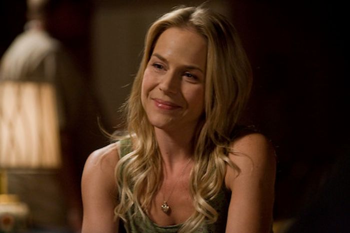 Character Deaths That Completely Destroyed Popular Television Shows (11 pics)