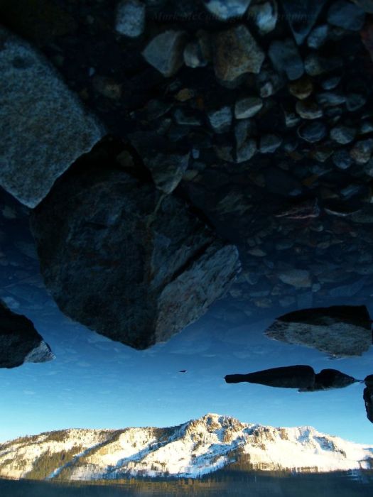 Crazy Reflections That Will Mess With Your Mind (43 pics)