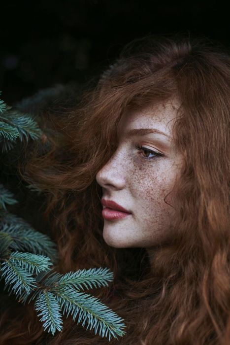 Freckled Girls With Red Hair Have A Unique Beauty (30 pics)