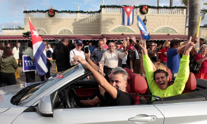 People Take To The Streets To Celebrate The Death Of Fidel Castro (11 pics)
