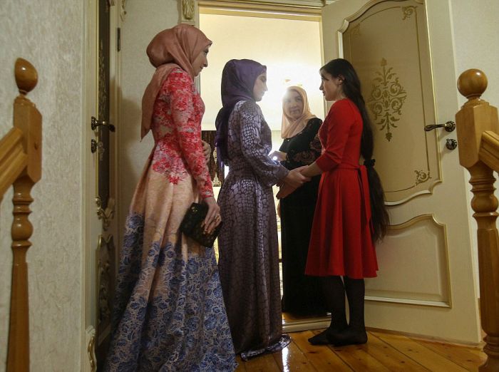 An Inside Look At A Chechen Wedding (33 pics)