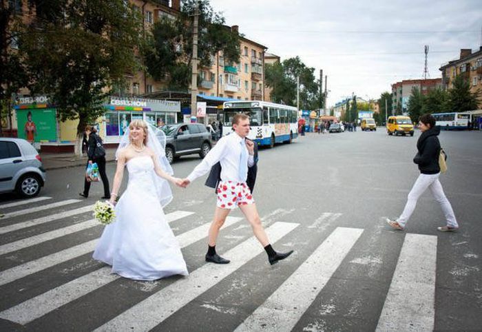 Amusing Wedding Pictures That Captured A Really Good Time (52 pics)
