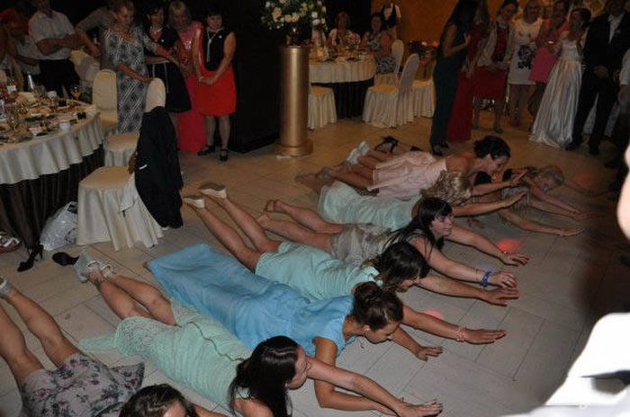 Amusing Wedding Pictures That Captured A Really Good Time (52 pics)