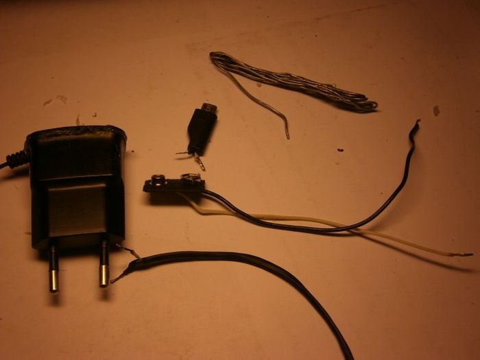 How To Make A DIY Phone Charger (18 pics)